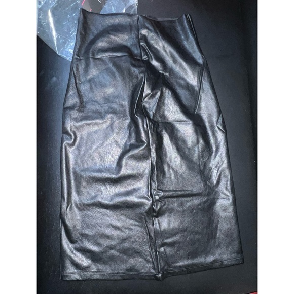 Commando faux leather pencil skirt - Picture 4 of 8